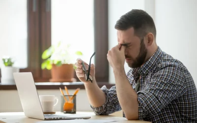 ¿Por qué tenemos dolor de ojos al moverlos?